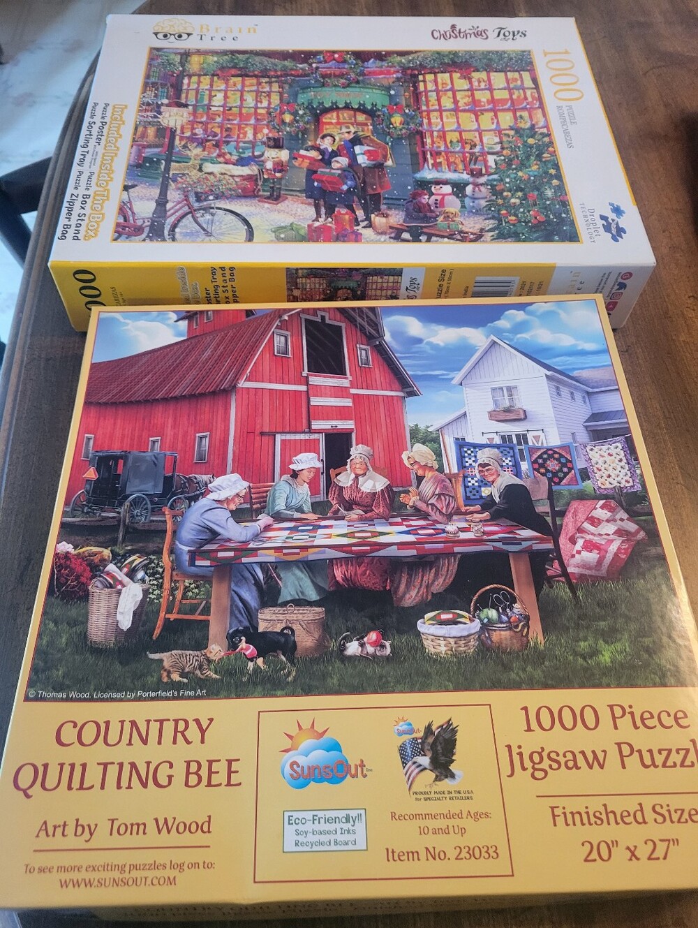 Country Quilting Bee Christmas  Toys 1000-Piece Jigsaw Puzzle - Red